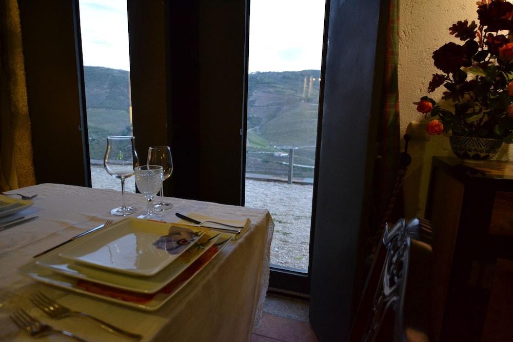 Quinta Da Veiga Bed & Breakfast Covas do Douro Exterior photo