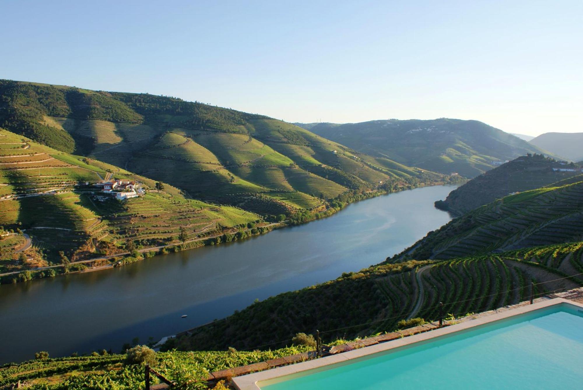 Quinta Da Veiga Bed & Breakfast Covas do Douro Exterior photo